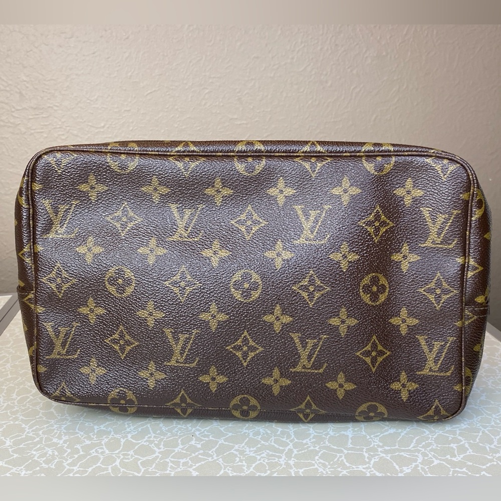 Louis Vuitton Vintage Monogram Trousse 28